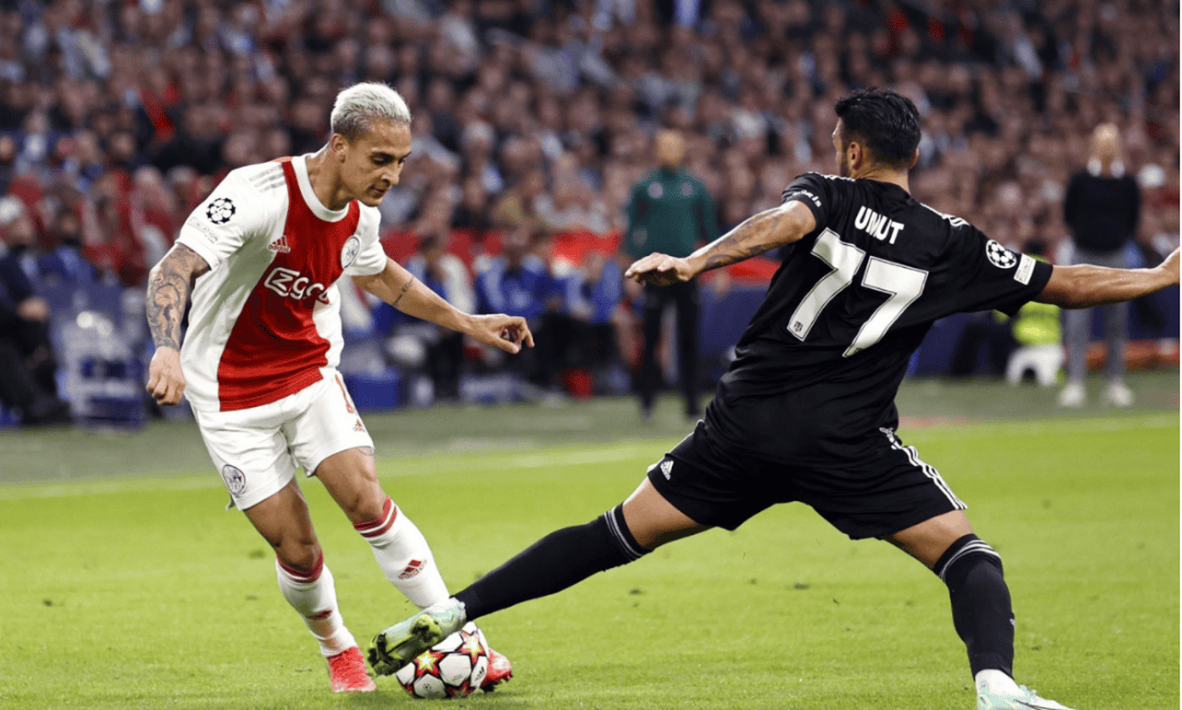 爱游戏官方入口-阿贾克斯击败拜仁慕尼黑，晋级欧冠半决赛