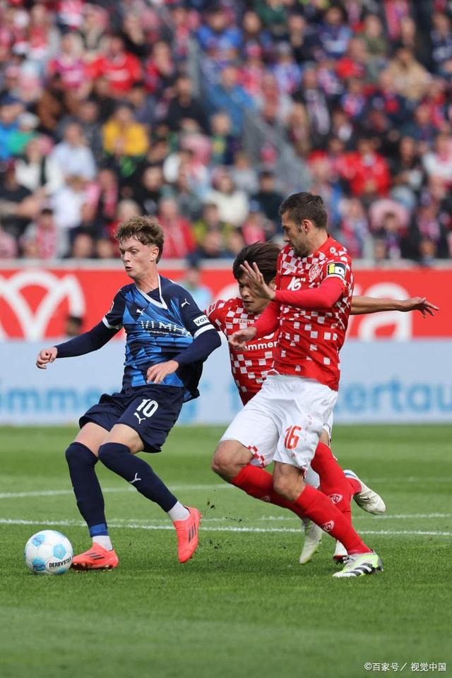 包含美因茨客场告捷,球队士气高涨期待下一场胜利的词条 包含美因茨客场告捷,球队士气高涨期待下一场胜利的词条