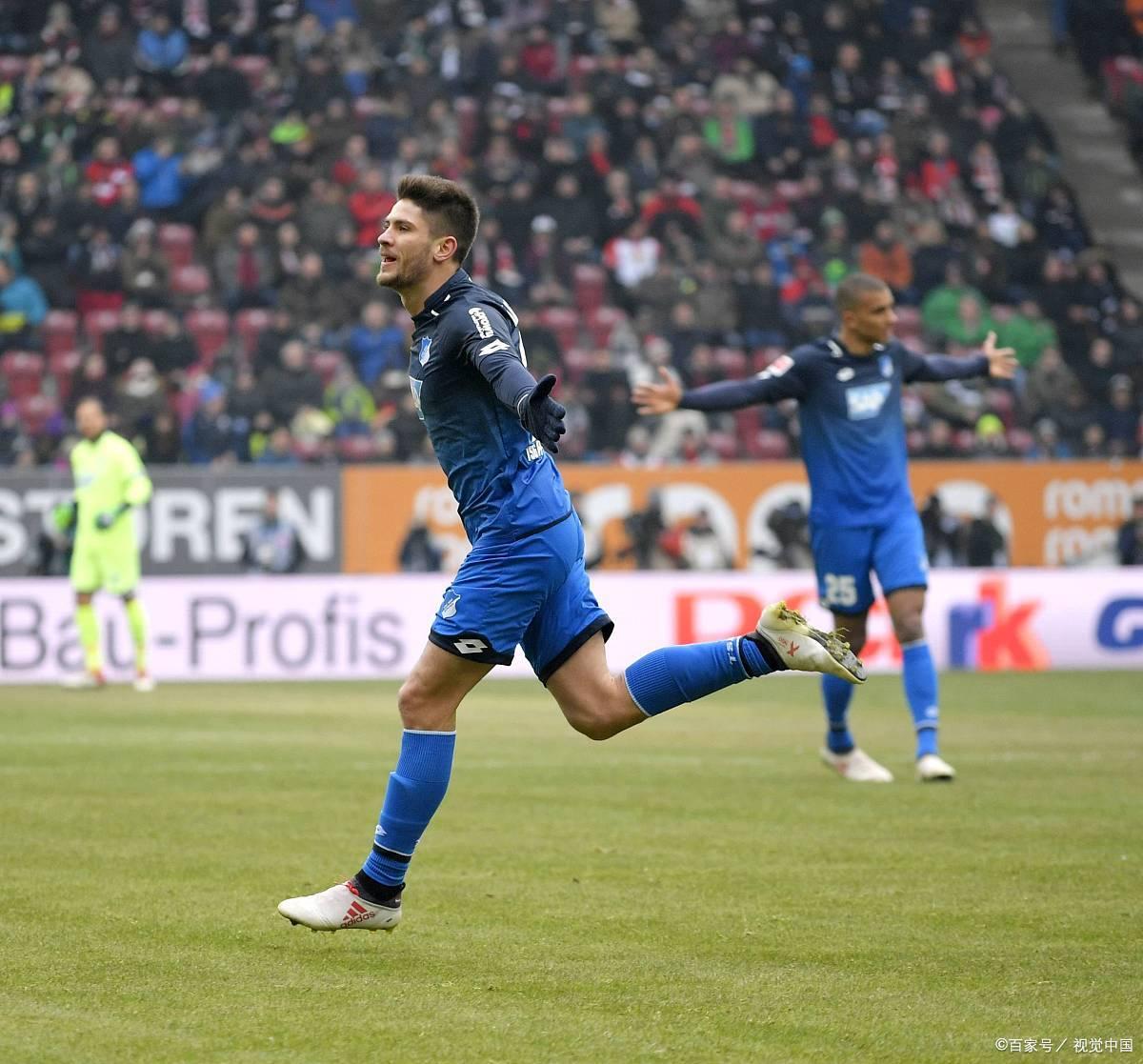 包含霍芬海姆取得积极成绩，士气高昂的词条