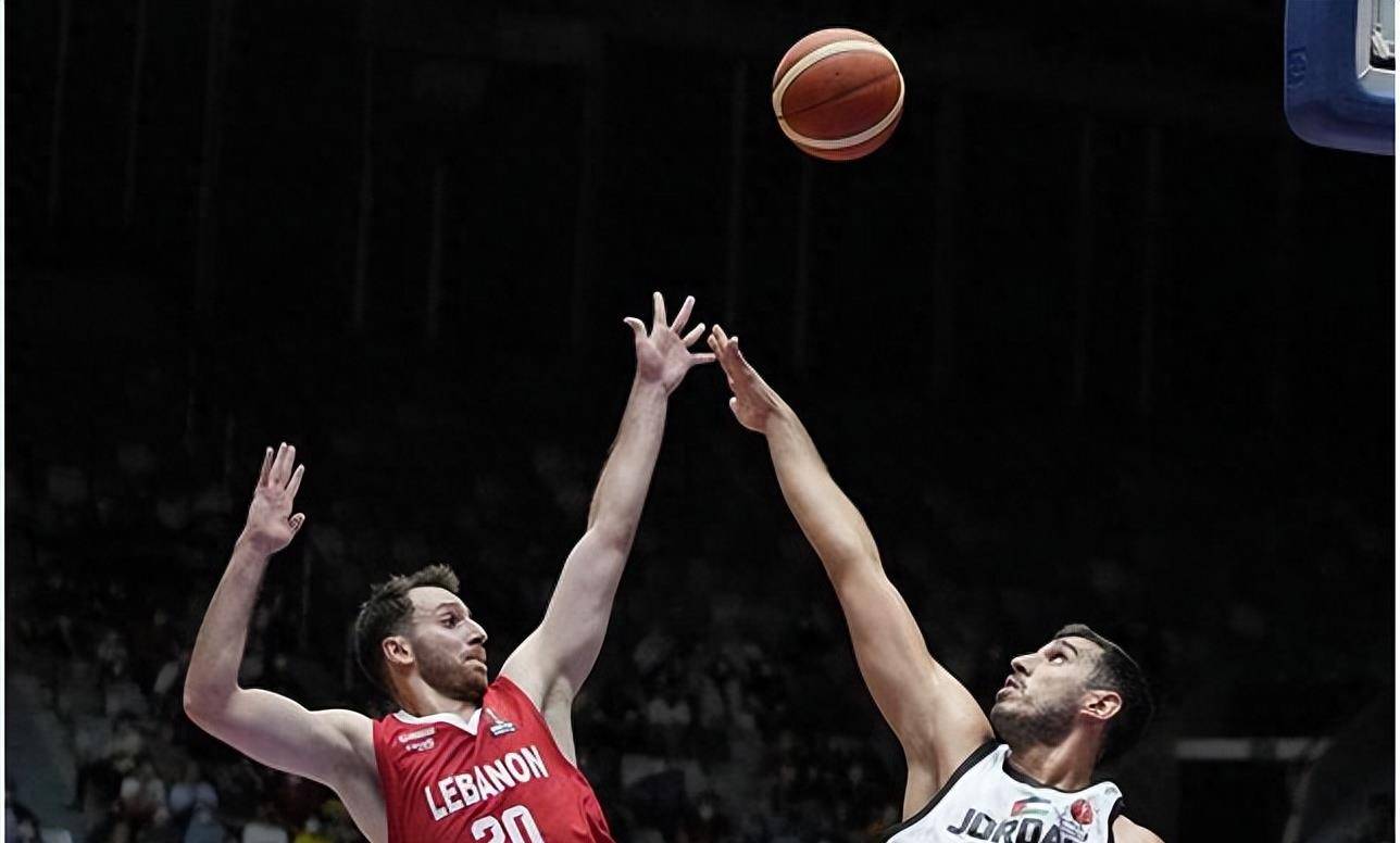 黑山队在激战中脱颖而出,成功晋级下一轮 黑山队在激战中脱颖而出,成功晋级下一轮