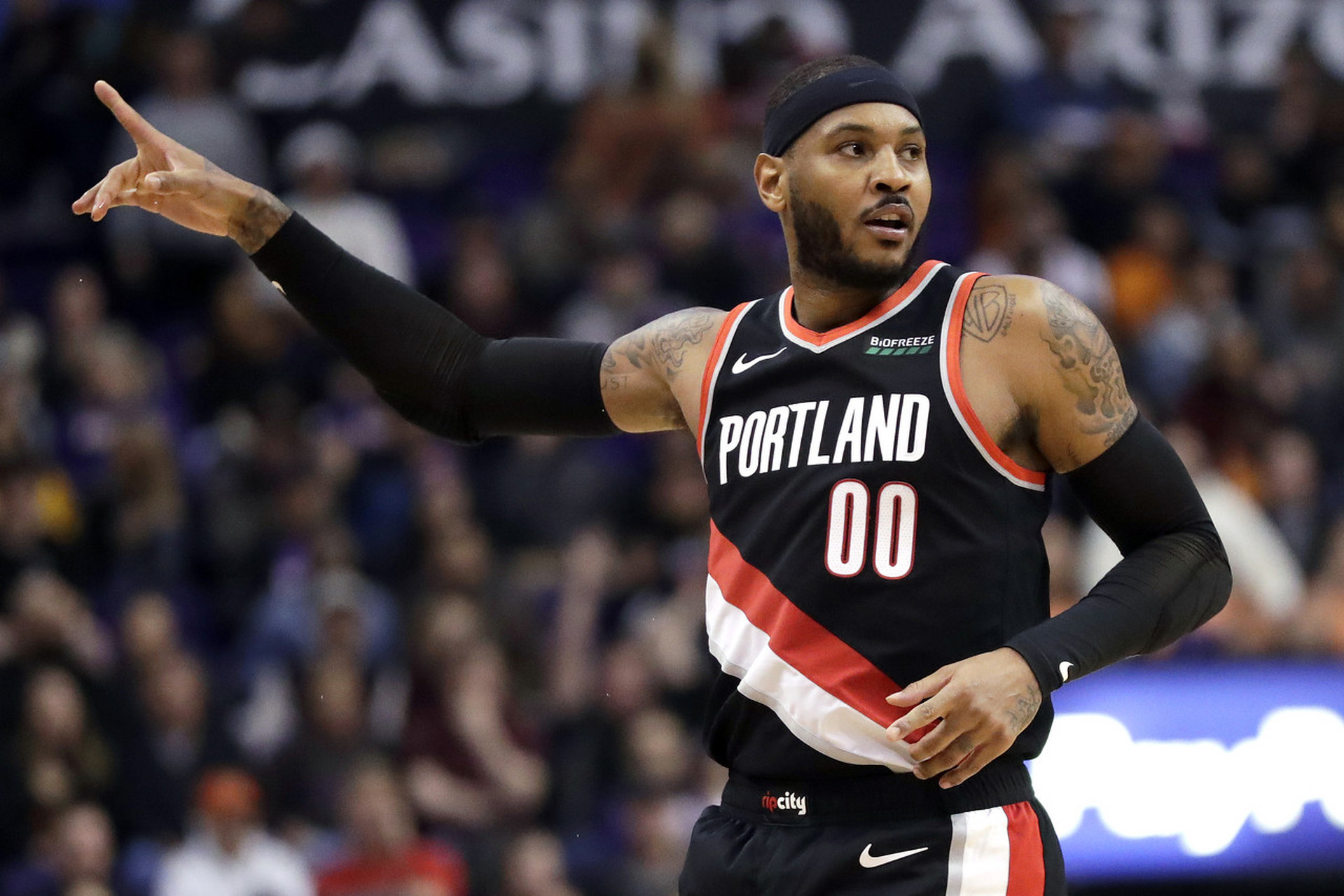 爱游戏大厅-安东尼分力挺开拓者取得胜利