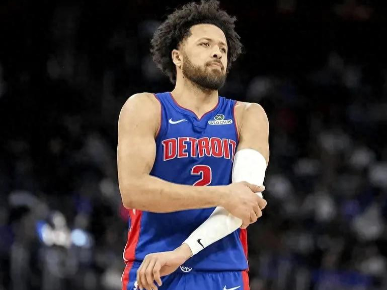 活塞队球员合作默契,战绩迅速回升 活塞队球员合作默契,战绩迅速回升