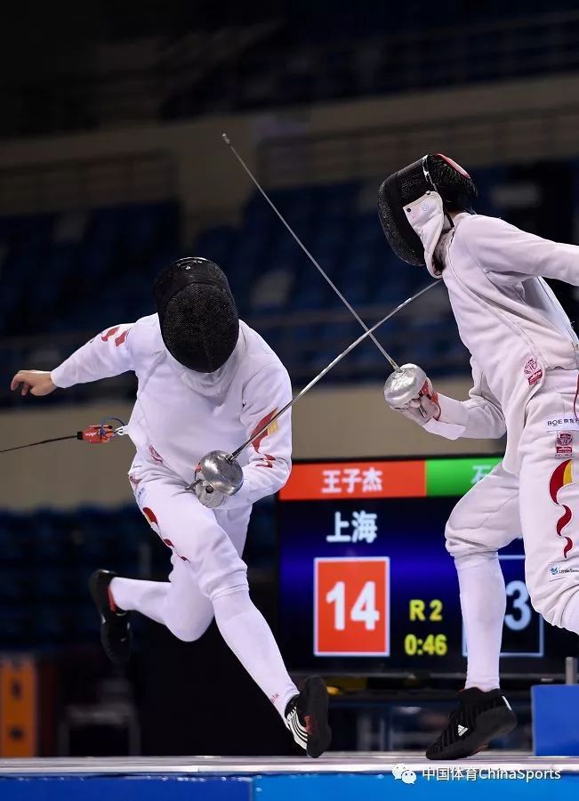 爱游戏娱乐-西班牙重剑选手激战赢得银牌