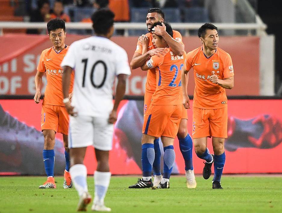 上港客场大胜鲁能,取得胜利 上港客场大胜鲁能,取得胜利