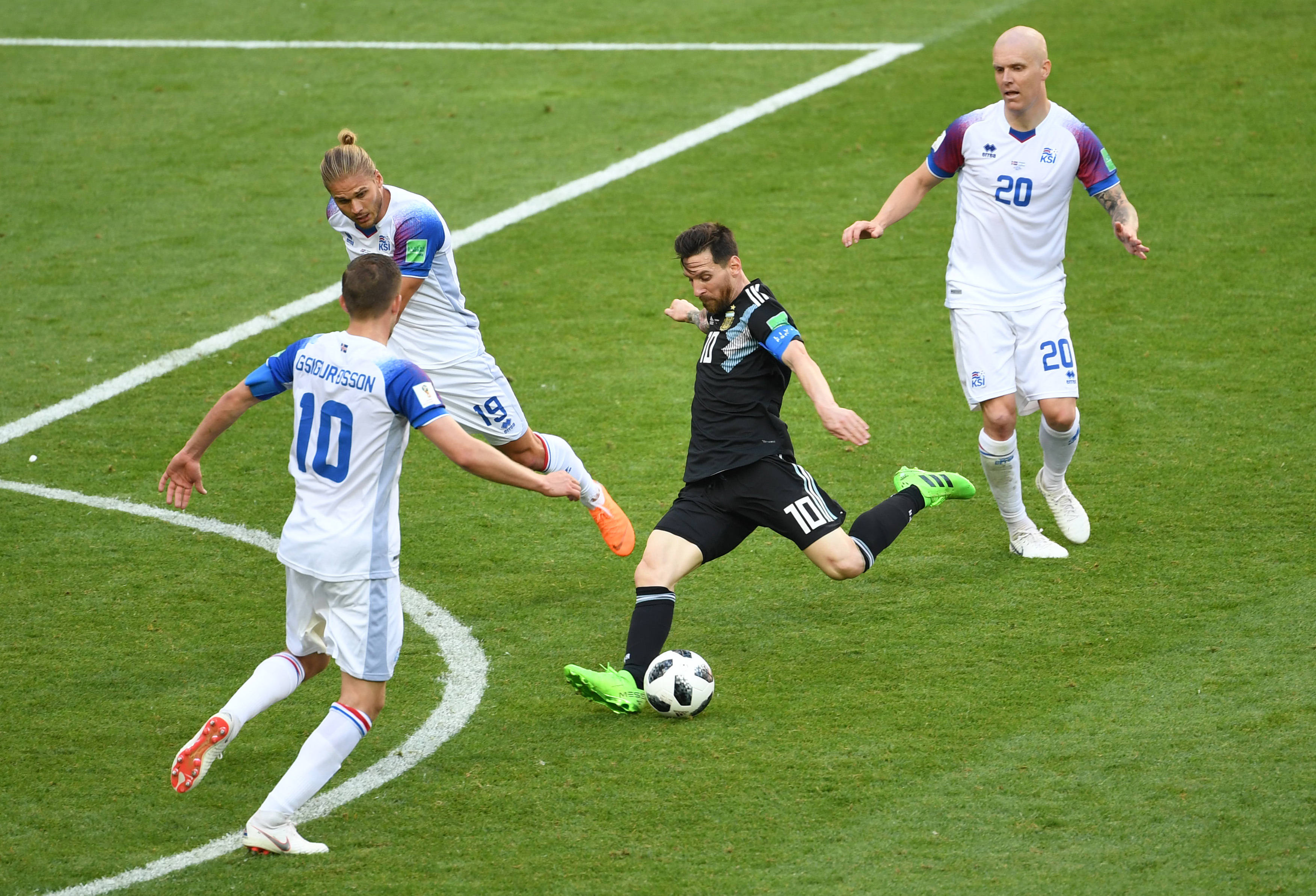 爱游戏官方-冰岛队在欧洲资格赛中赢得胜利