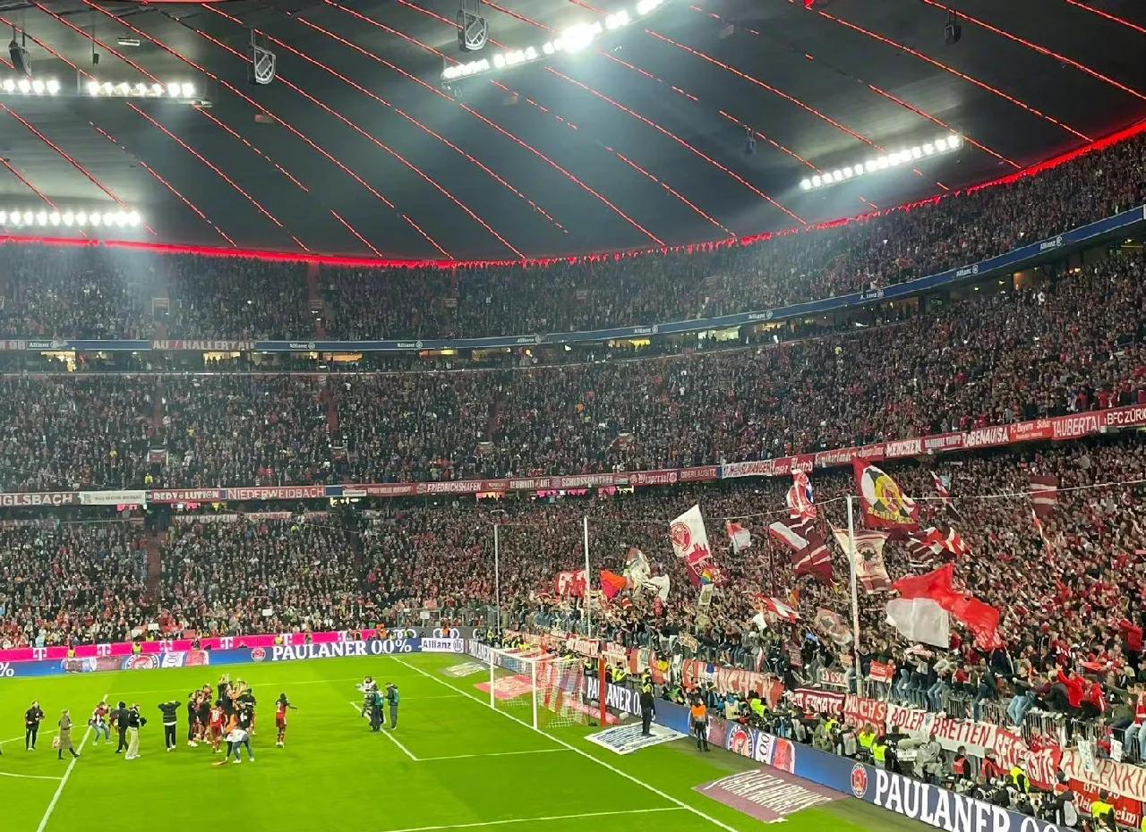 拜仁慕尼黑双星发挥出色，联赛连胜达到六场