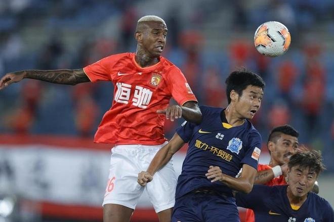 富力主场告捷,冲击前四名席位 富力主场告捷,冲击前四名席位