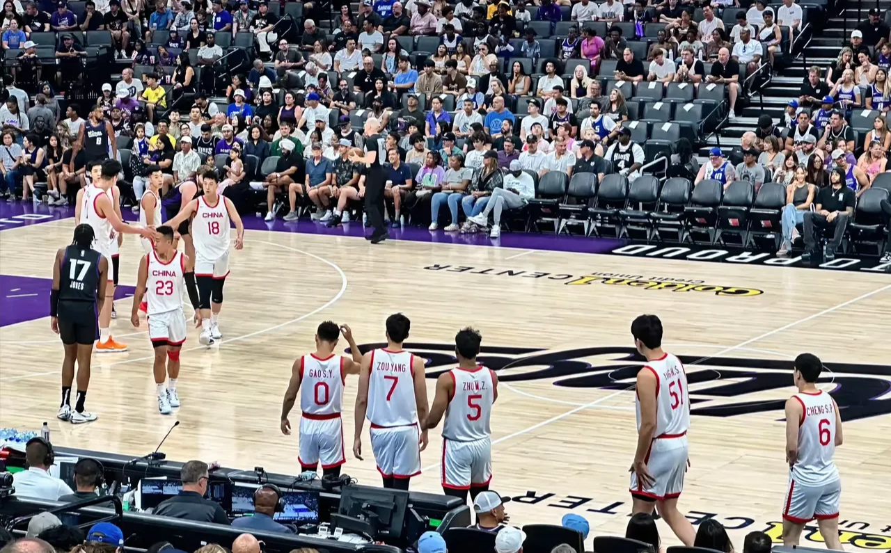 包含精准传球带动全队进攻,得分迅速增加的词条 包含精准传球带动全队进攻,得分迅速增加的词条