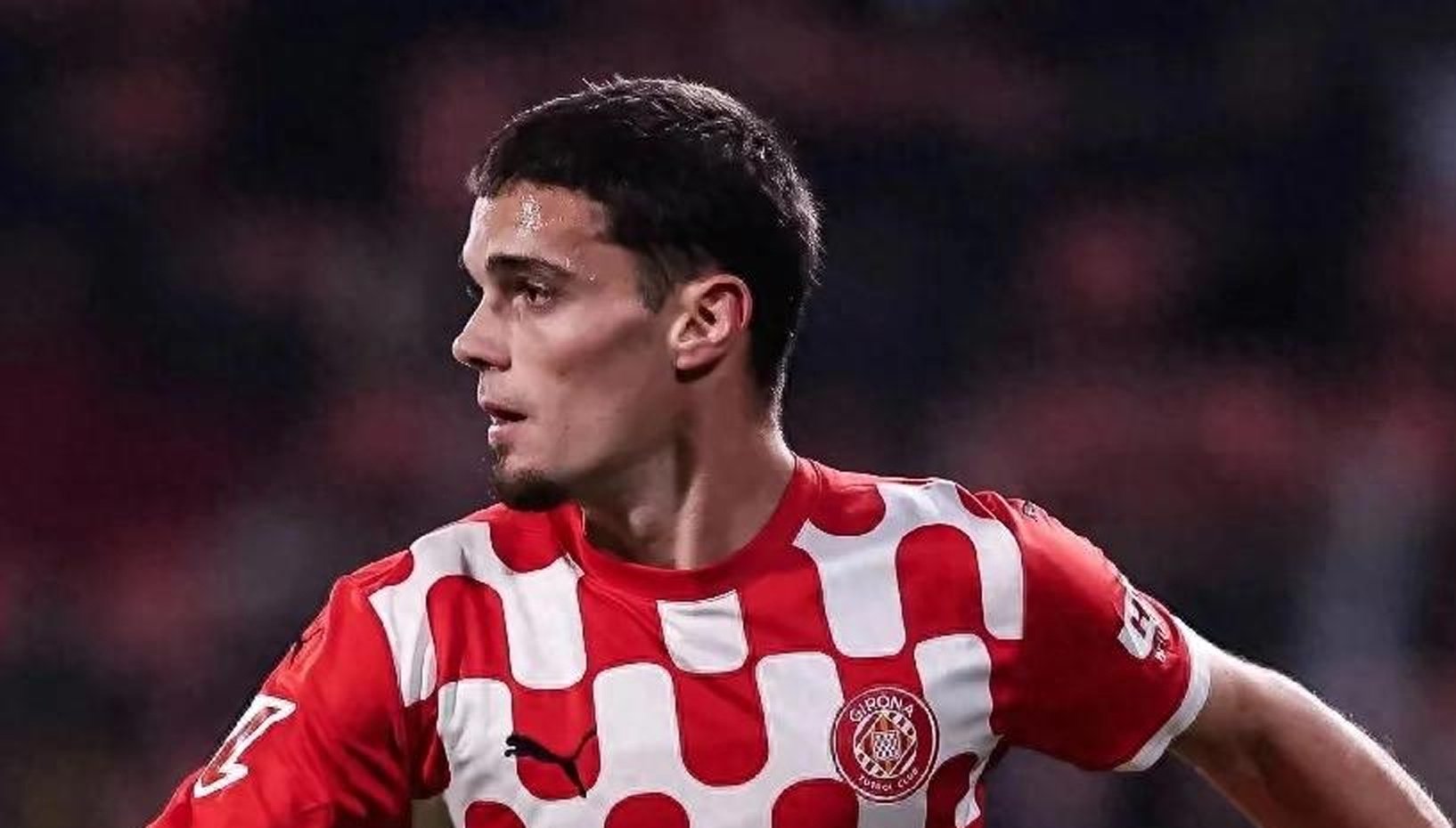 爱游戏tv-包含那不勒斯宣布签下新后卫，实力大增的词条