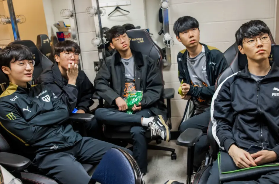 关于DRX绝杀FLY,Lehends极限生还后反打宿命之战入围赛,让粉丝疯狂欢呼的信息 关于DRX绝杀FLY,Lehends极限生还后反打宿命之战入围赛,让粉丝疯狂欢呼的信息