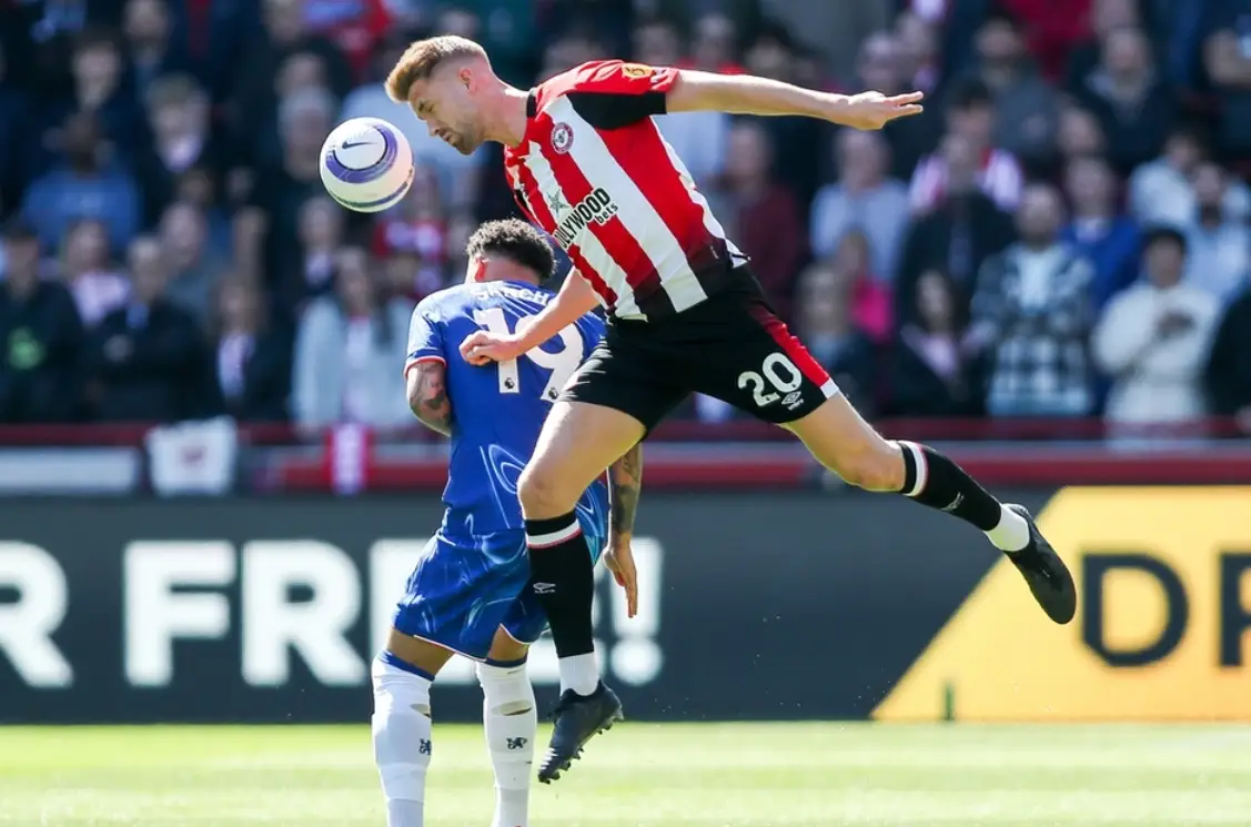 切尔西客场大胜对手,继续居高临下的简单介绍 切尔西客场大胜对手,继续居高临下的简单介绍