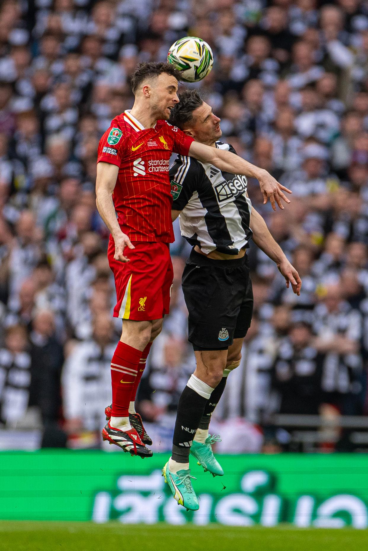 爱游戏入口-纽伦堡球队发起强力攻势，成功逆转胜局