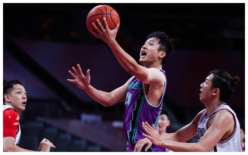 关于青岛队绝杀灰熊，陶汉林状态火热的信息